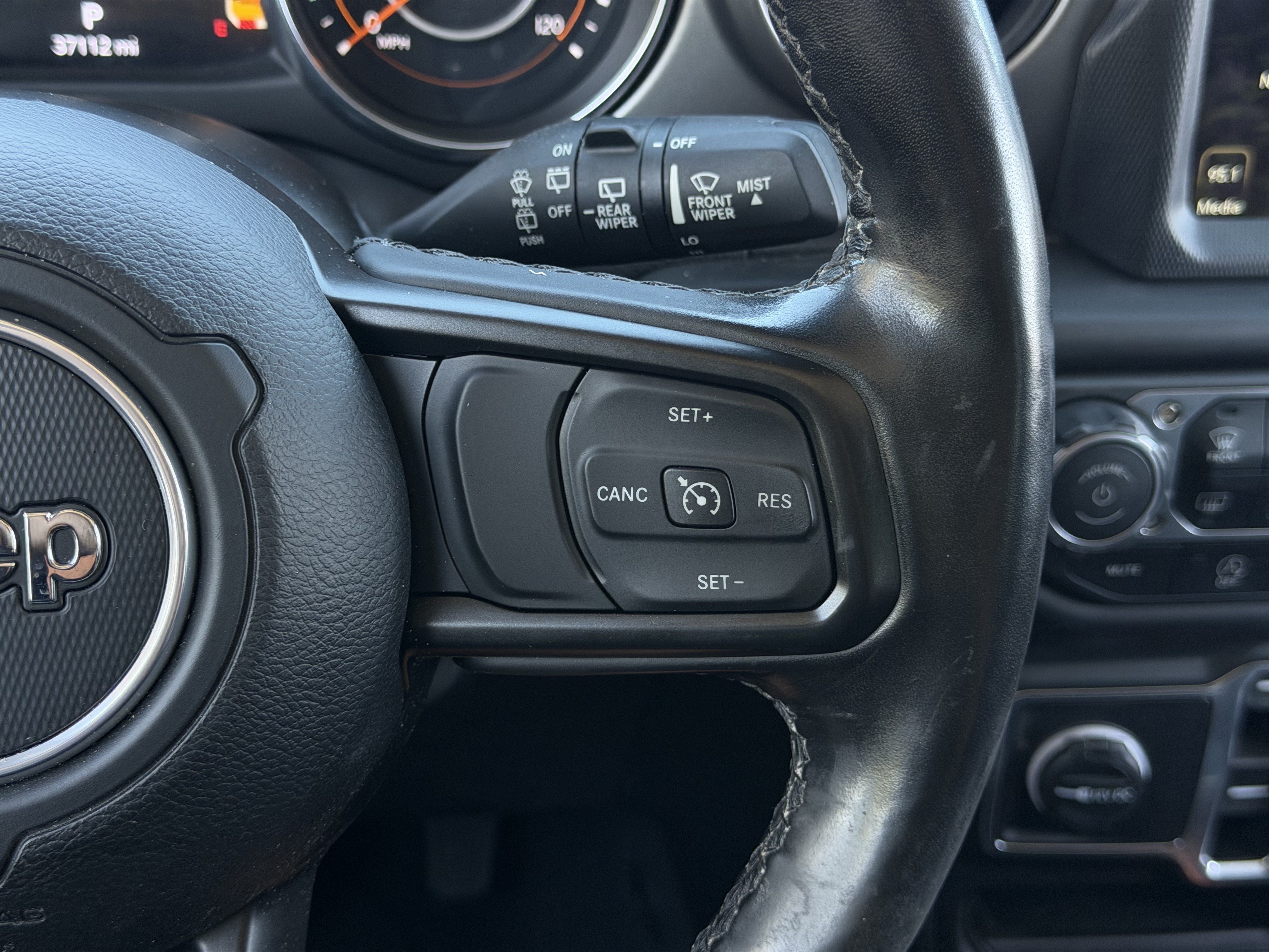 Used 2023 Jeep Wrangler Unlimited Sport AWD/4WD image 19