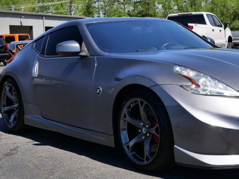 Used 2013 Nissan 370Z NISMO w/ Bose Pkg image 40
