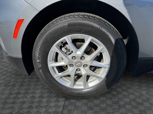 Used 2023 Chevrolet Equinox LT image 14