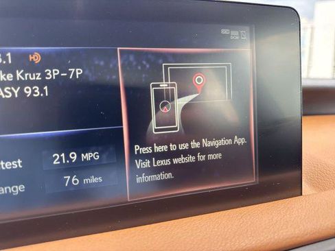 Certified 2023 Lexus IS 300 w/ Comfort Package image 18