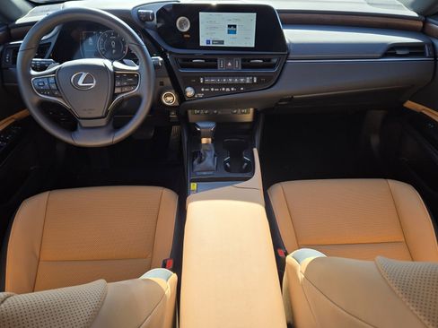 Certified 2025 Lexus ES 350 w/ Premium Package image 5