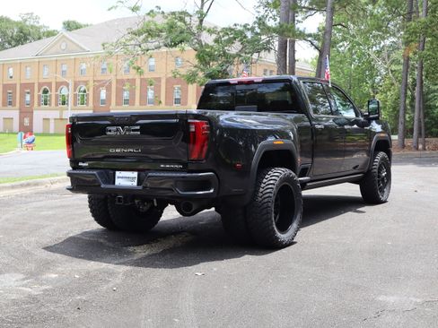 New 2026 GMC Sierra 3500 Denali Ultimate AWD/4WD image 9