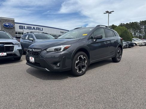Used 2022 Subaru Crosstrek 2.5i Limited w/ Moonroof Package 2 image 2