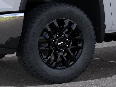 New 2026 Chevrolet Silverado 2500 LT image 9