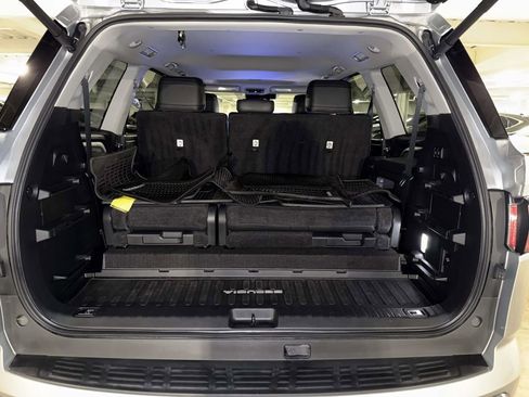 Used 2023 Toyota Sequoia SR5 w/ SR5 Premium Package AWD/4WD image 17