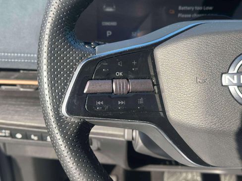 Used 2024 Nissan Ariya AWD image 22