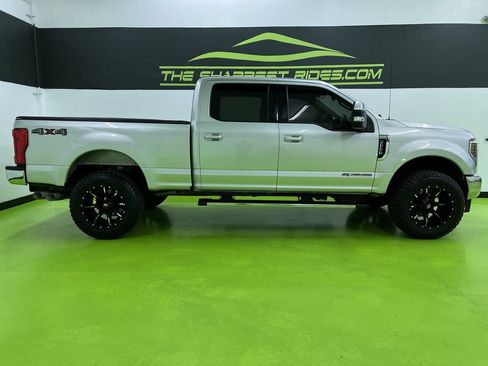 Used 2019 Ford F250 Lariat w/ Lariat Value Package AWD/4WD image 11