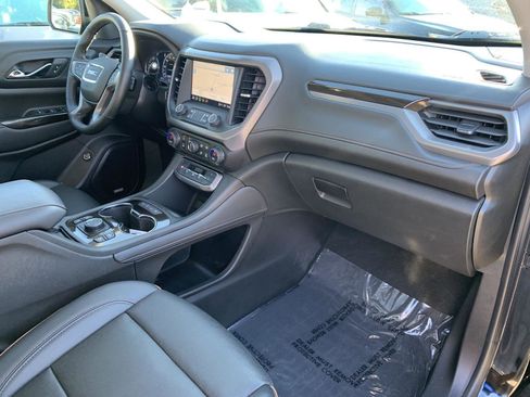 Used 2023 GMC Acadia AT4 w/ Technology Package image 44