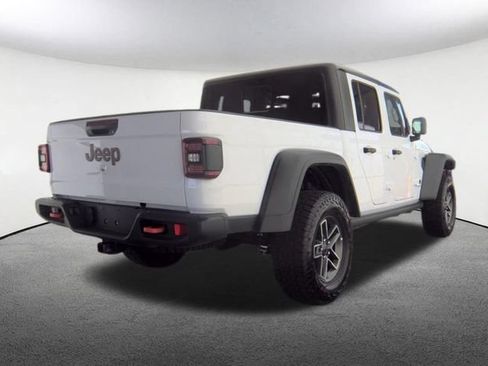 Used 2026 Jeep Gladiator Mojave AWD/4WD image 2