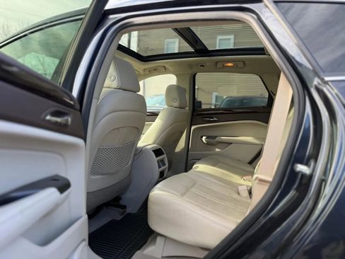 Used 2016 Cadillac SRX Luxury w/ Driver Awareness Package image 11