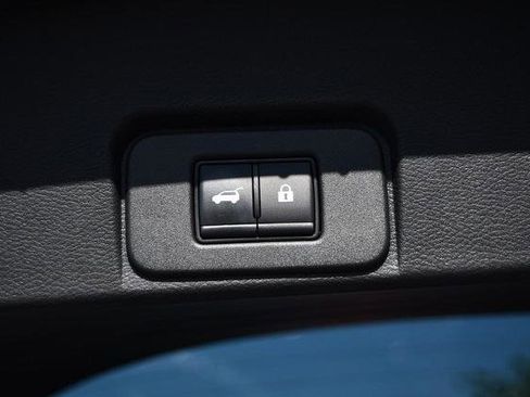 Certified 2023 Nissan Rogue SL image 29