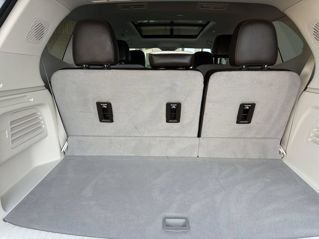 Certified 2024 GMC Acadia Denali w/ LPO, Floor Liner Package AWD/4WD image 27