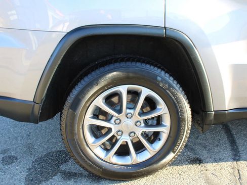 Used 2015 Jeep Grand Cherokee Limited image 46