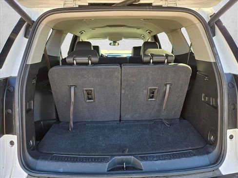 Used 2023 GMC Acadia SLT image 6