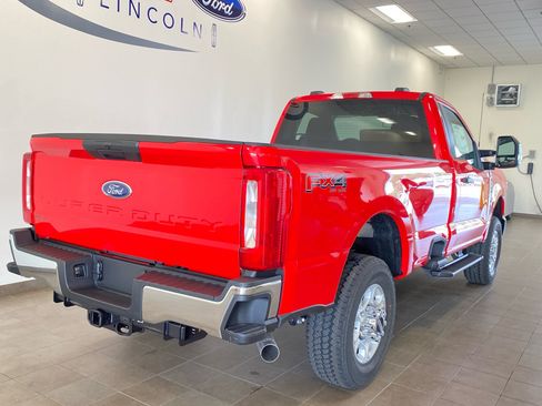New 2026 Ford F250 XLT w/ FX4 Off-Road Package AWD/4WD image 7