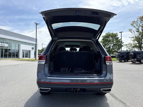 New 2026 Volkswagen Atlas SE FWD image 16