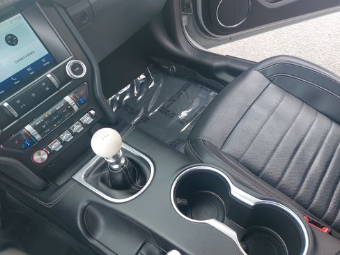 Used 2022 Ford Mustang Mach 1 w/ Mach 1 Handling Package RWD image 23