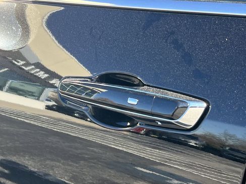 New 2026 GMC Terrain Denali w/ LPO, Black Badging Package image 27