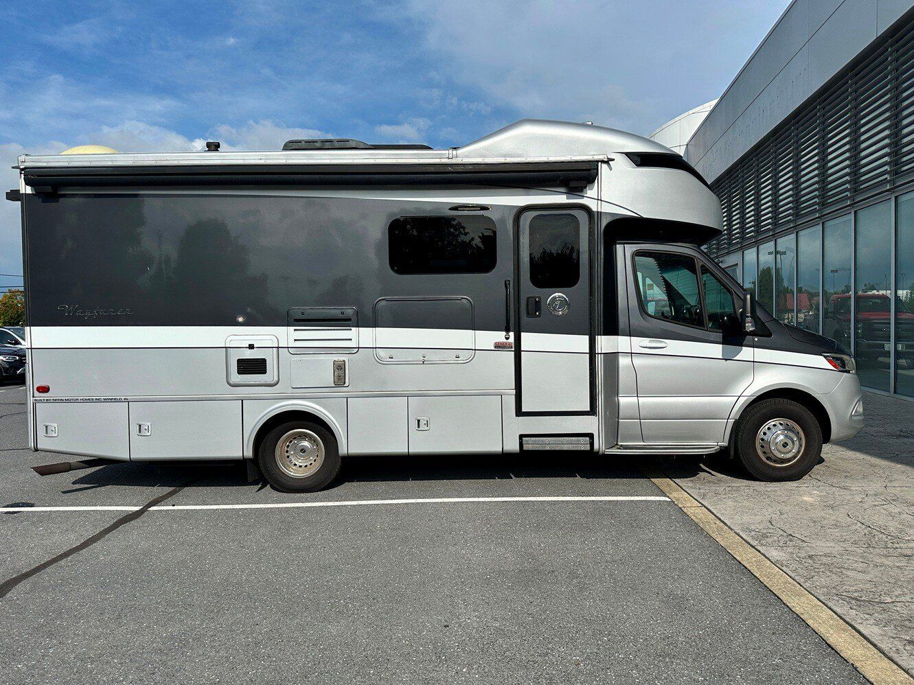 Used 2019 Mercedes-Benz Sprinter 170 image 3