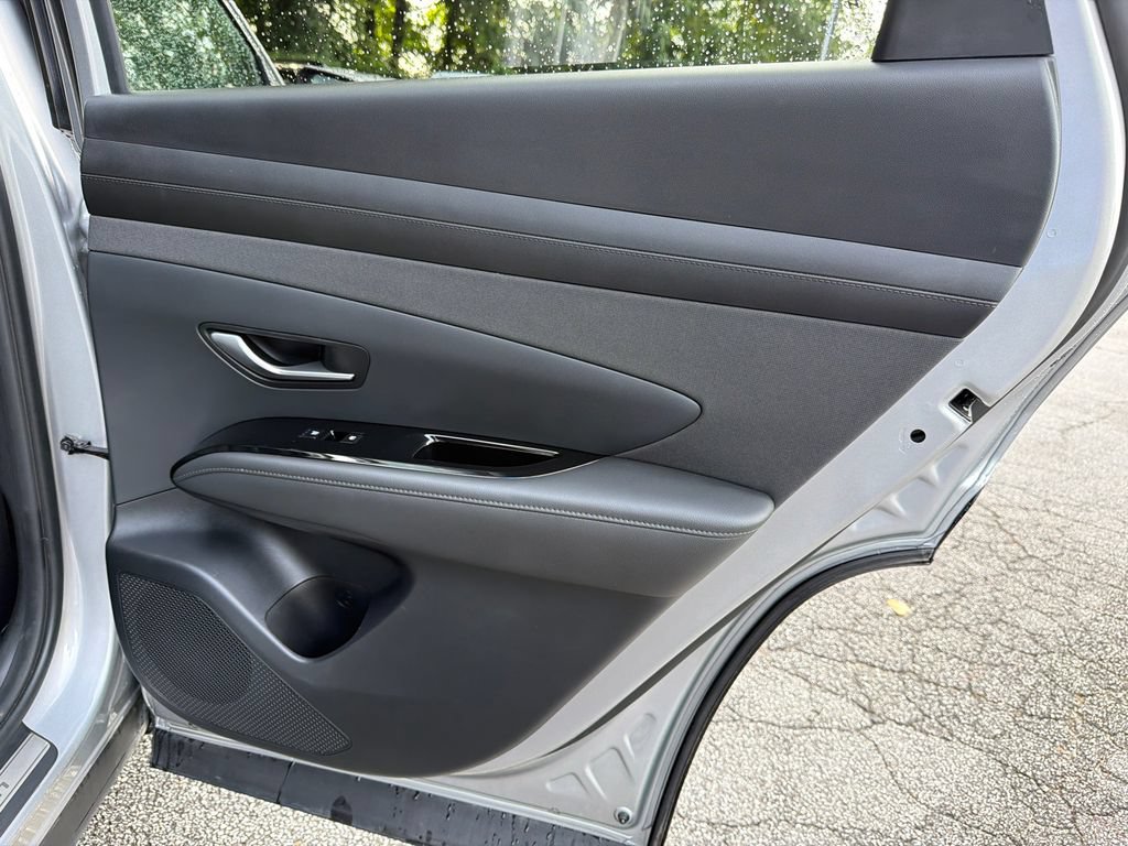 New 2025 Hyundai Tucson Limited AWD/4WD image 16