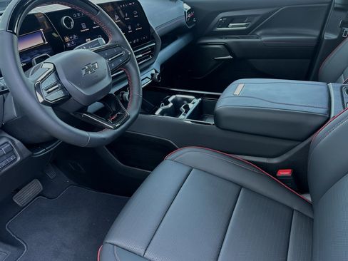 New 2024 Chevrolet Silverado EV RST image 7