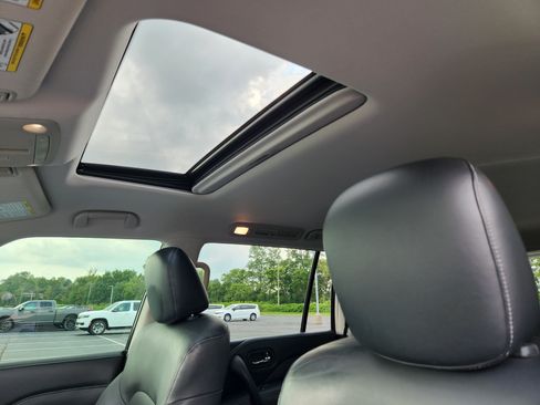 Used 2019 INFINITI QX80 Luxe w/ Proassist Package AWD/4WD image 26
