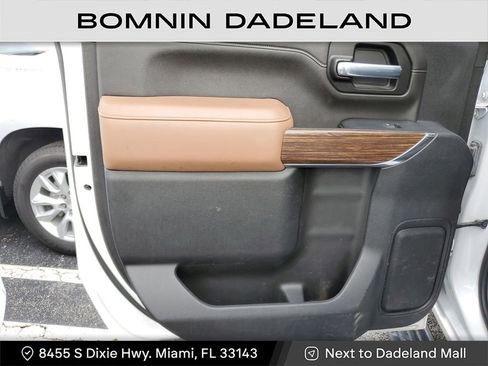 Used 2022 Chevrolet Silverado 3500 High Country image 8