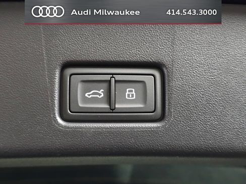 Used 2023 Audi Q4 e-tron Premium Plus w/ Premium Plus AWD/4WD image 10