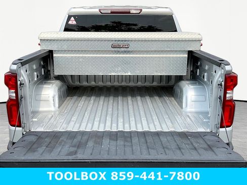 Used 2022 Chevrolet Silverado 1500 Custom AWD/4WD image 7