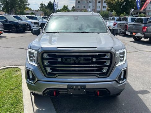 Used 2021 GMC Sierra 1500 AT4 w/ AT4 Premium Package AWD/4WD image 4