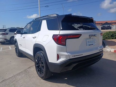 Used 2026 GMC Terrain Elevation w/ Black Edition FWD image 7
