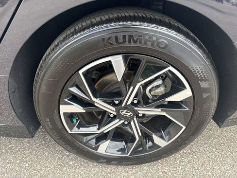 Used 2025 Hyundai Sonata SEL FWD image 12