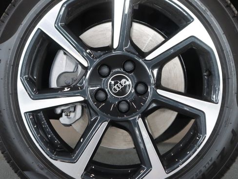 New 2025 Audi Q3 2.0T Premium Plus image 5