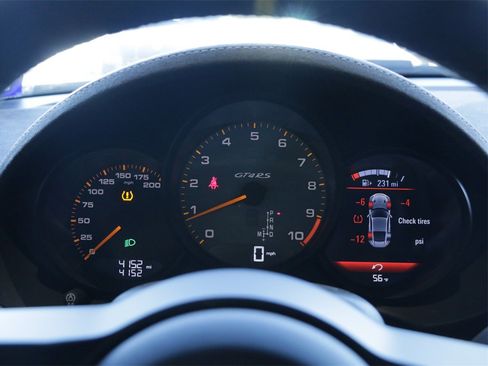 Certified 2024 Porsche 718 Cayman GT4 RS image 17