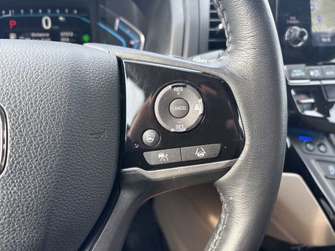 Used 2024 Honda Odyssey Elite image 23