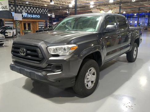 Used 2023 Toyota Tacoma SR AWD/4WD image 1