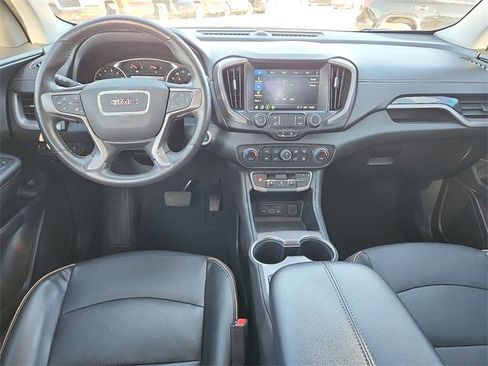 Used 2022 GMC Terrain AT4 image 10