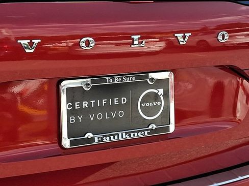Certified 2024 Volvo XC60 B5 Plus w/ Protection Package Premier AWD/4WD image 33