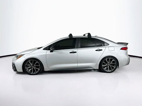 Used 2022 Toyota Corolla SE FWD image 3