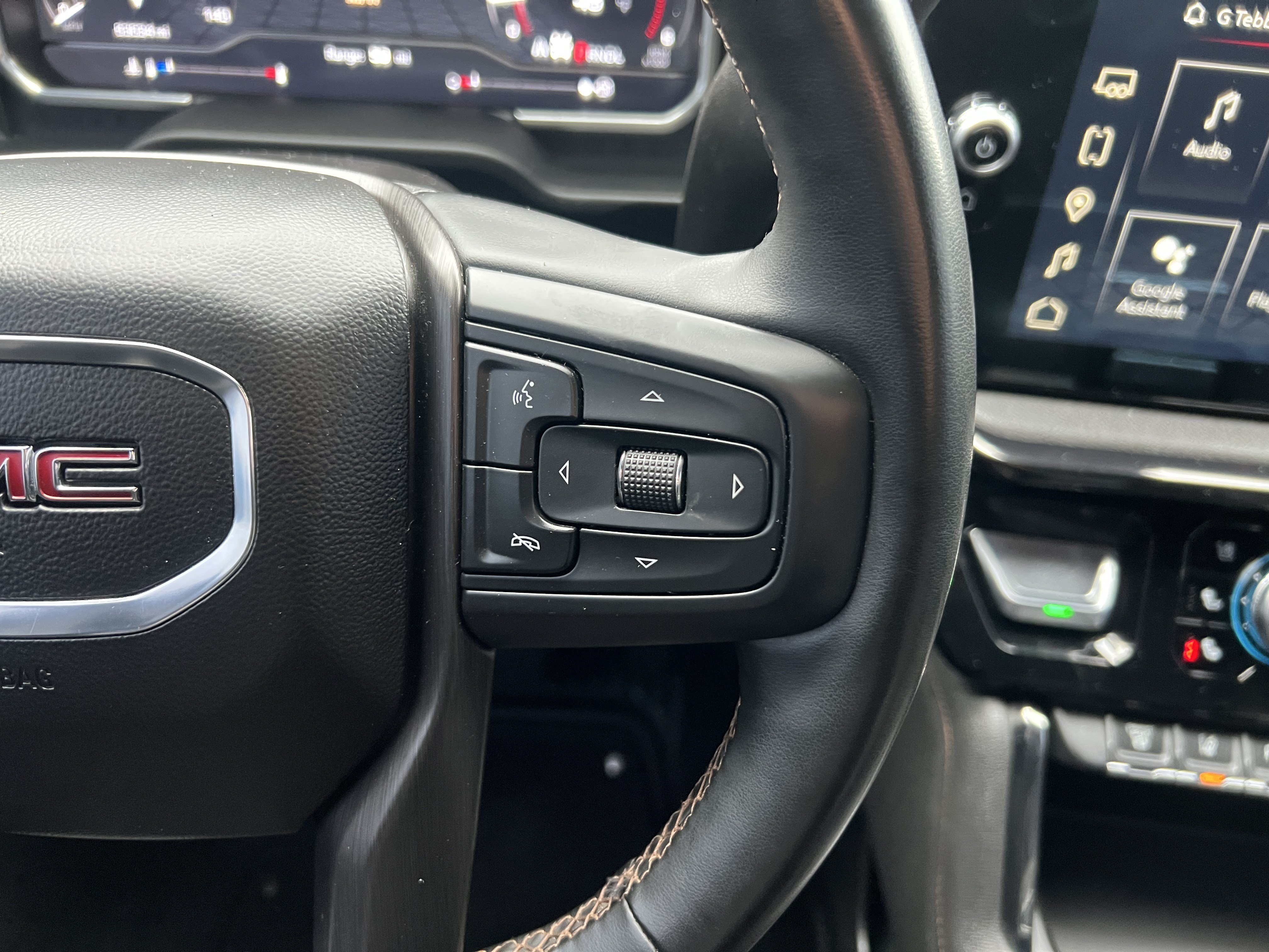 Used 2024 GMC Sierra 3500 AT4 w/ AT4 Premium Plus Package AWD/4WD image 25