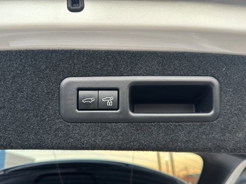 Used 2022 Lexus RX 350L Premium image 30