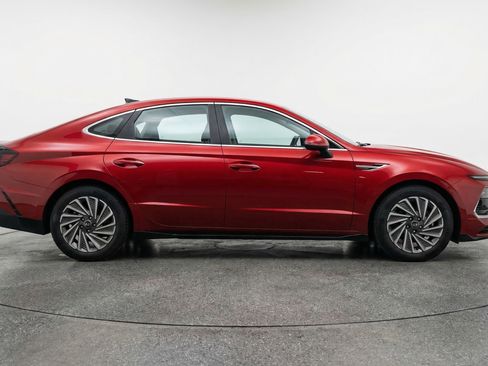 Used 2025 Hyundai Sonata SEL image 11