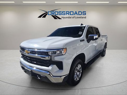Used 2023 Chevrolet Silverado 1500 LT w/ Z71 Off-Road Package image 10