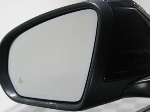 Used 2024 Mercedes-Benz GLB 250 image 17