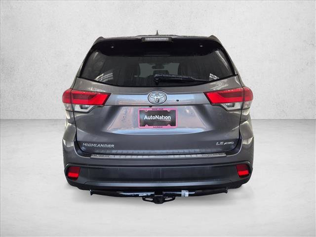 Used 2018 Toyota Highlander Plus AWD/4WD image 7