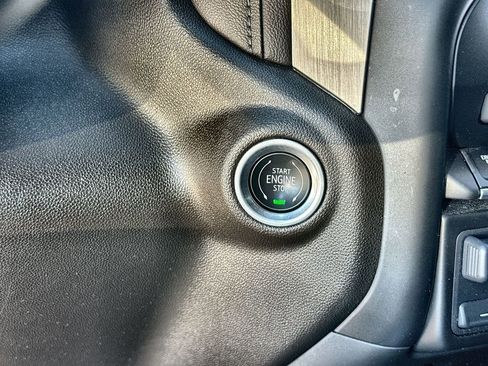 Certified 2022 GMC Sierra 3500 Denali w/ Denali Ultimate Package image 17