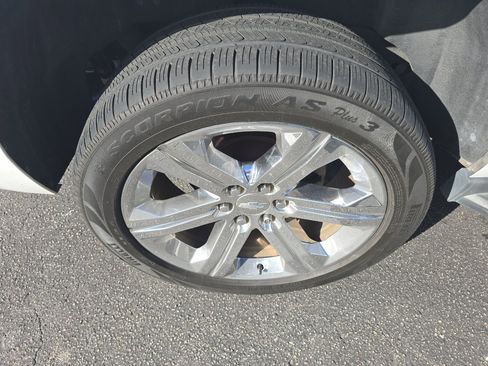 Used 2019 Chevrolet Tahoe LT w/ Luxury Package image 11