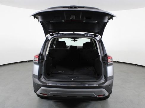 Certified 2022 Nissan Rogue SV FWD image 17