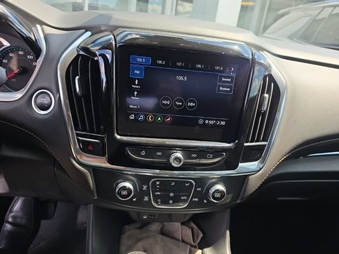 Used 2020 Chevrolet Traverse LT w/ LT Premium Package AWD/4WD image 20