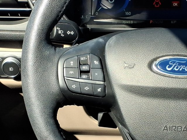 Used 2020 Ford Escape Titanium AWD/4WD image 11